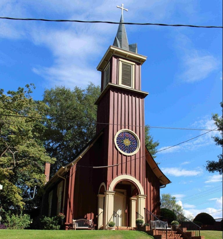 Episcopal Church of the Redeemer exterior